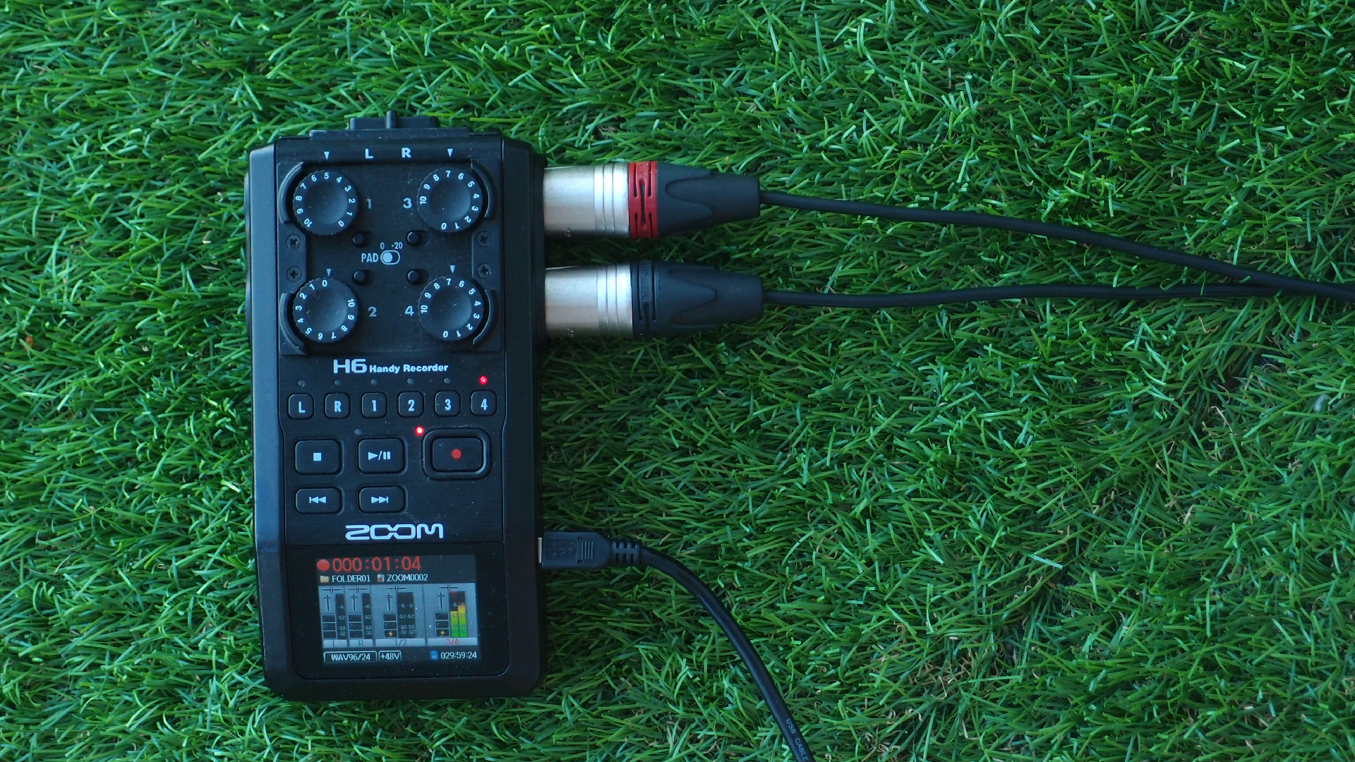 2022-10-28 08 Uhr 21 Wellen, in der Kiste, aufm Balkon, andersrum (Audio)